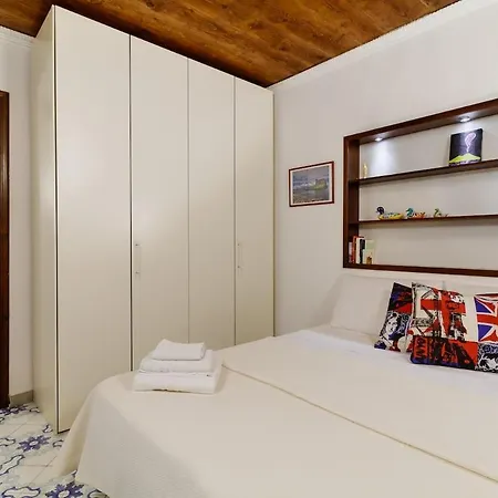 Plebiscito By Ele 那不勒斯