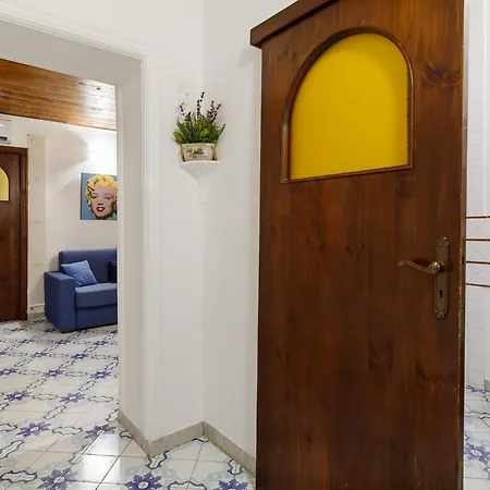 Plebiscito By Ele Neapel